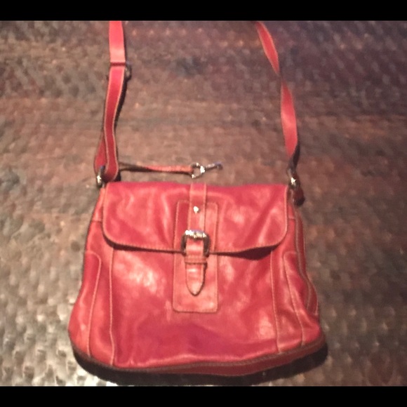 Fossil Handbags - 🍒Vintage Fossil Berry Leather Purse